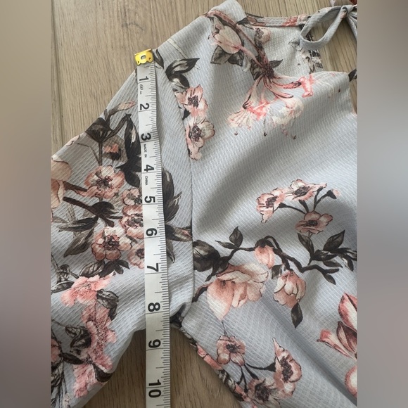 ILLA ILLA Floral Patterned Romper with Pink and Black Accents 🌸 - Picture 8 of 10